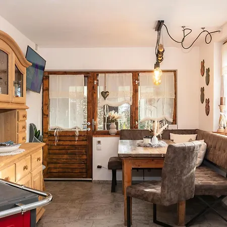 Apartman Wienerwald - *